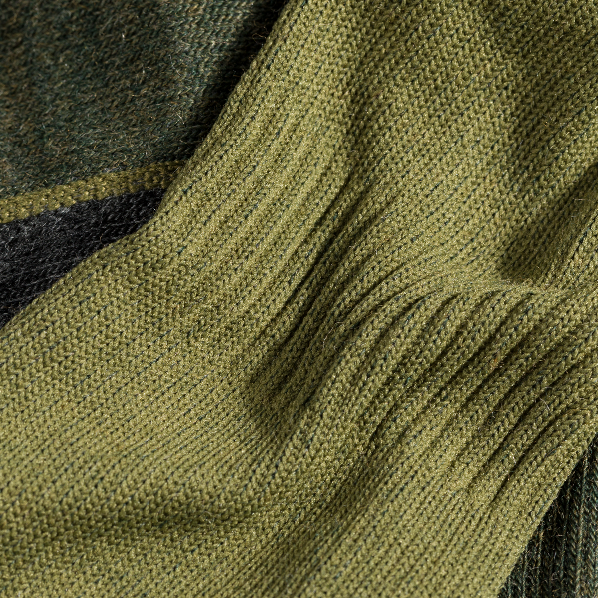 Senti Merino Mid Socks — Avocado Green