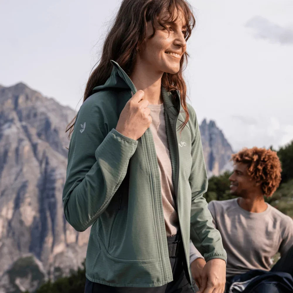 Aera Women's Light Windshell Jacket