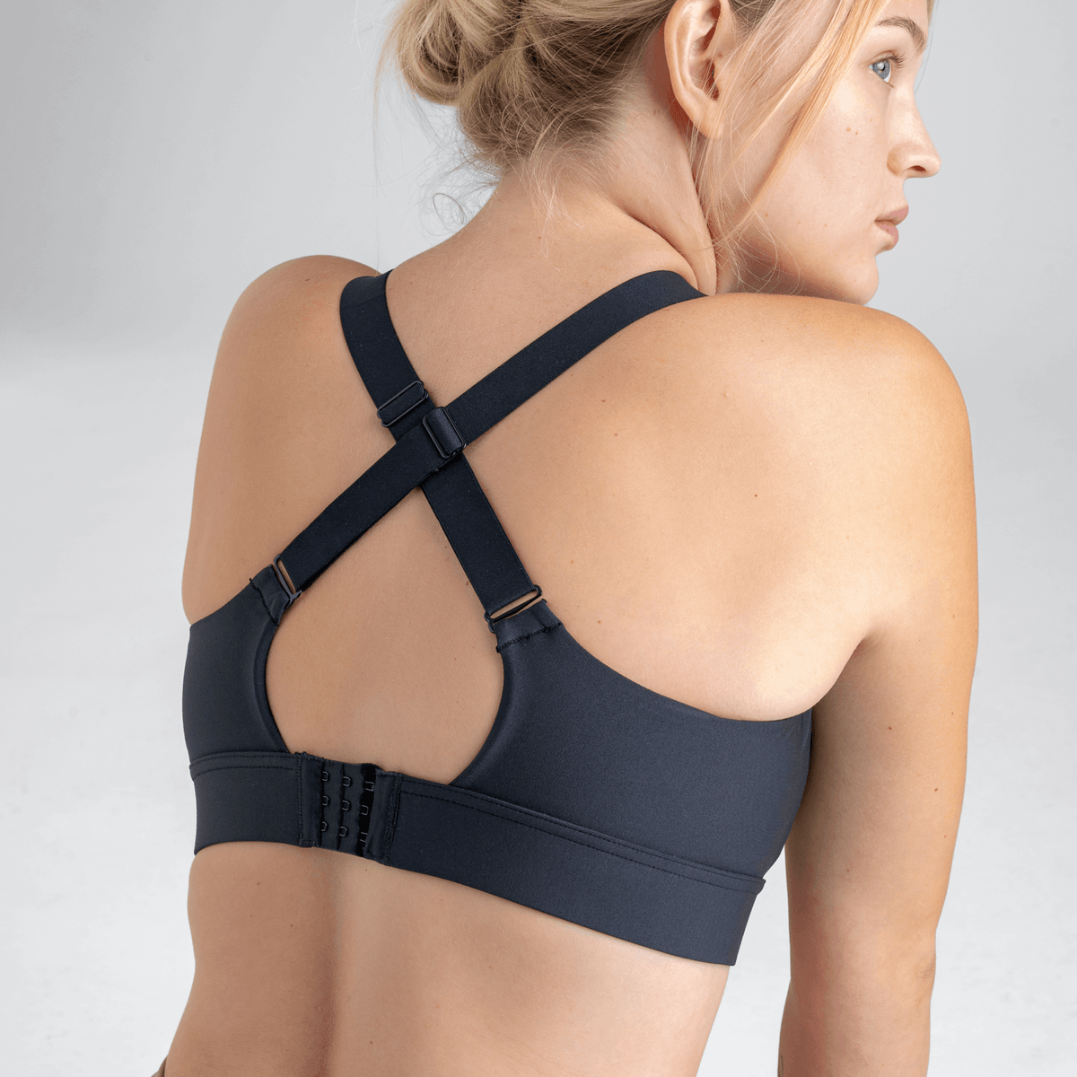 Fiera Women's Sports Bra — Lila Grey