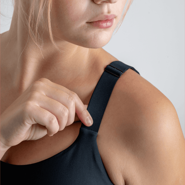 Fiera Women's Sports Bra — Black