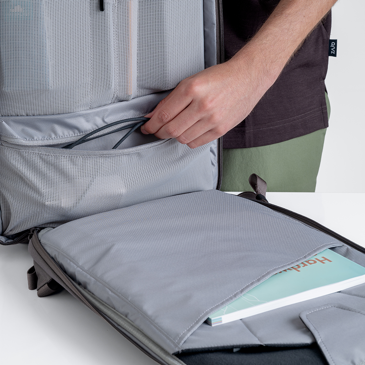 Monda 25l Everyday Backpack — Black